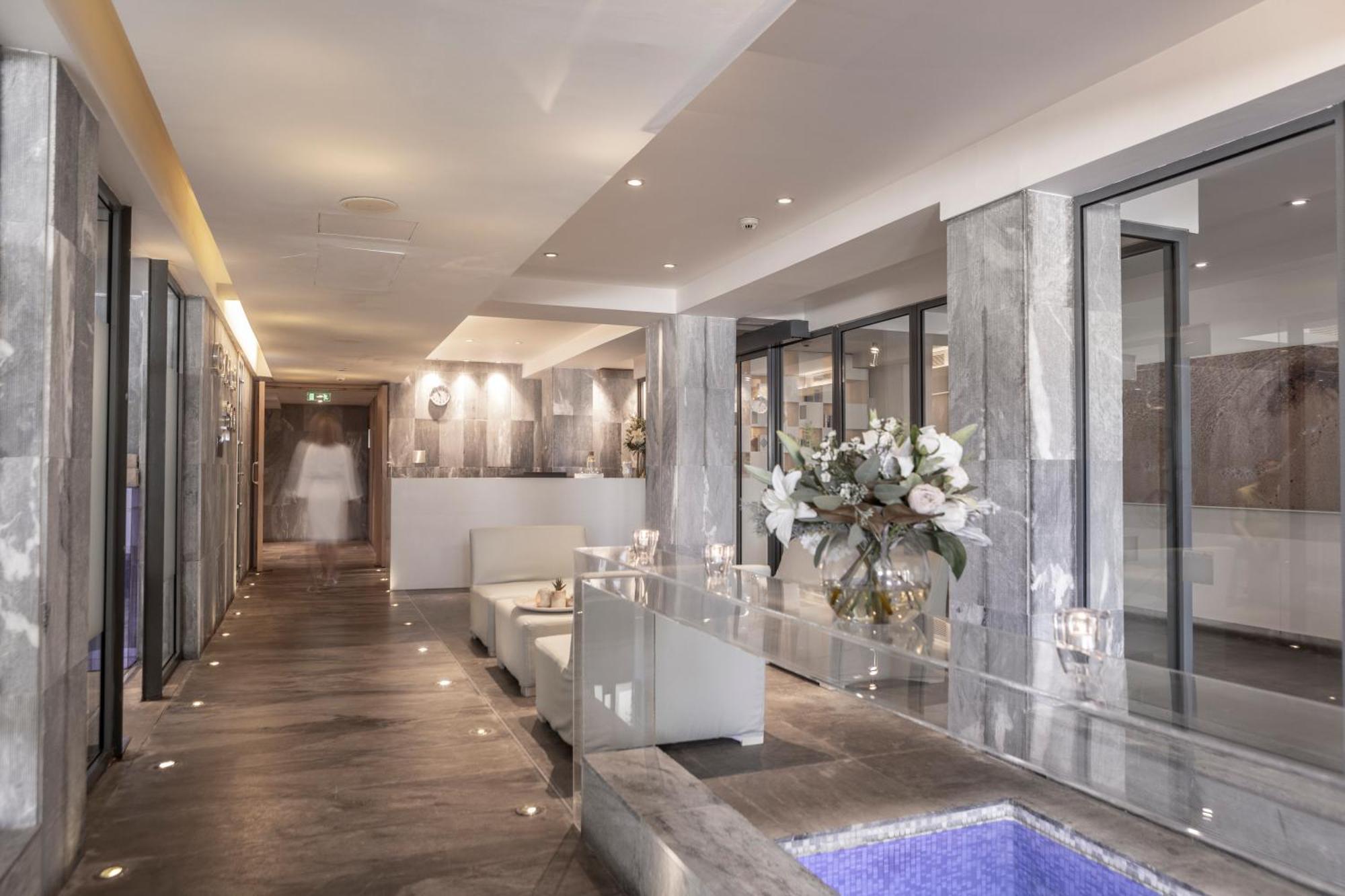 فندق كابو بيه بروتاراس المظهر الخارجي الصورة The spa at the Mandarin Oriental, Paris