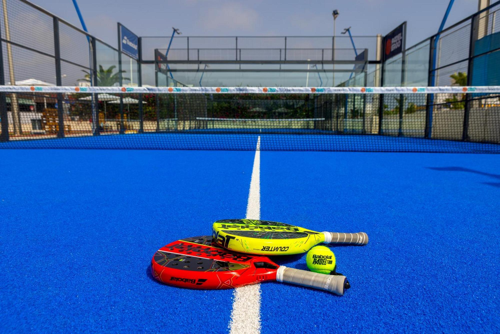 فندق كابو بيه بروتاراس المظهر الخارجي الصورة A paddle tennis court