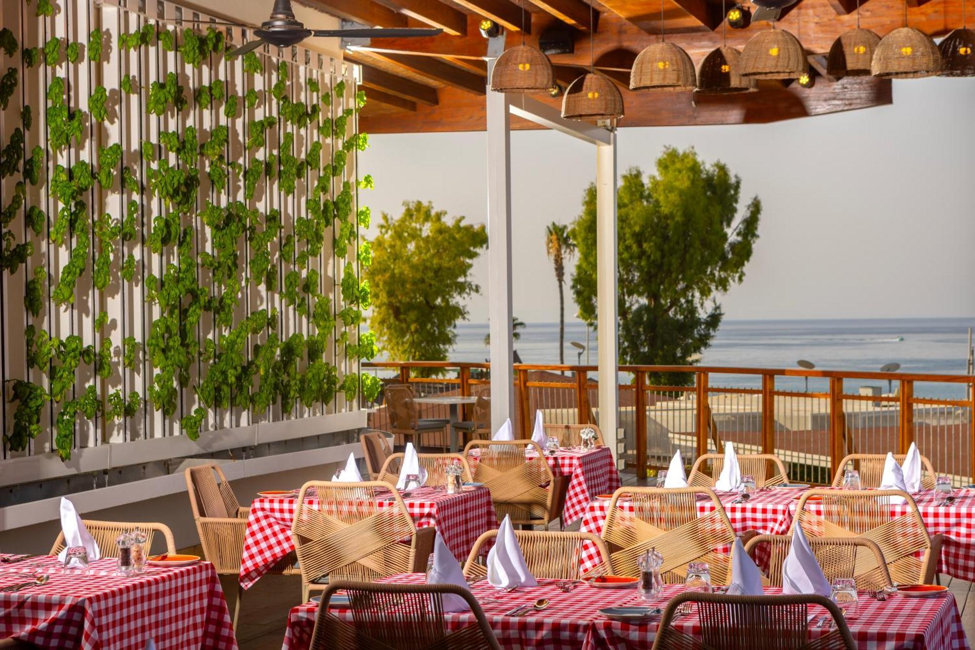 فندق كابو بيه بروتاراس المظهر الخارجي الصورة The restaurant
